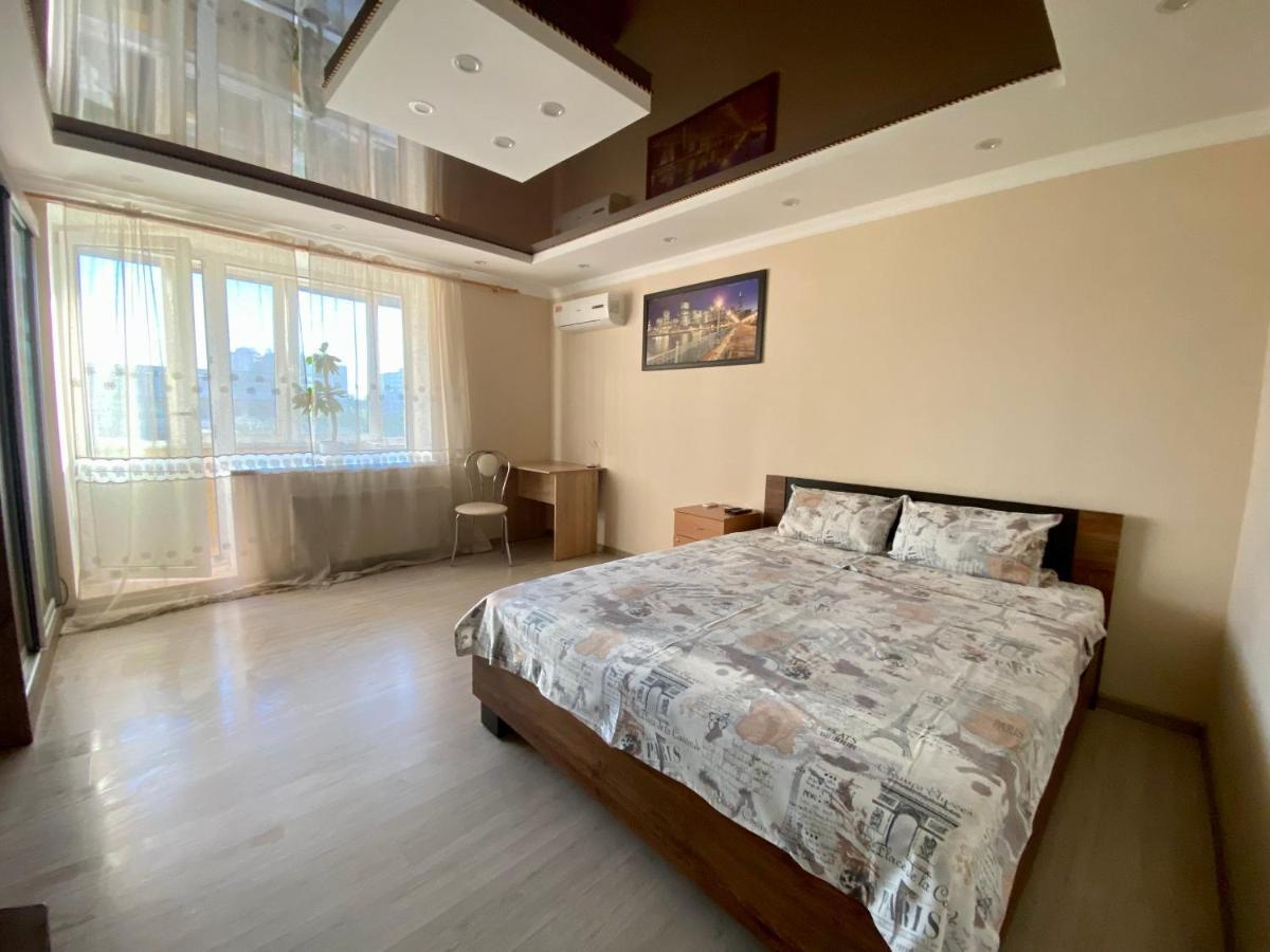 Apartment On Khreshchatyk 200 Center Τσερκάσι Εξωτερικό φωτογραφία